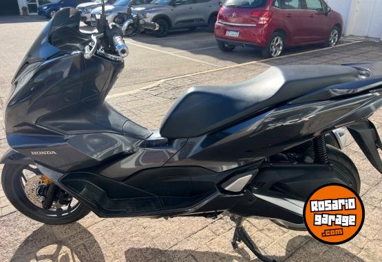Motos - Honda PCX 160 2023 Nafta 14800Km - En Venta