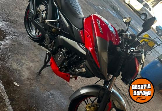 Motos - Bajaj Rouser NS200 2018 Nafta 30000Km - En Venta