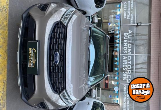 Camionetas - Ford Territory titanium 2022 Nafta 41000Km - En Venta