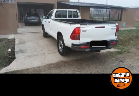 Camionetas - Toyota Hilux 2016 Diesel 170000Km - En Venta