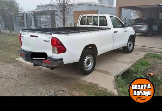 Camionetas - Toyota Hilux 2016 Diesel 170000Km - En Venta