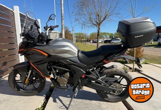 Motos - Voge Ds300 2025 Nafta 2500Km - En Venta