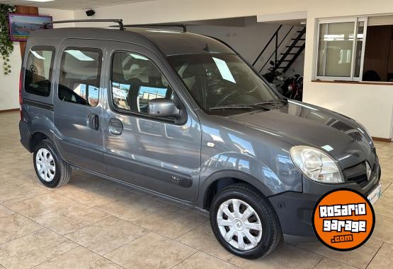 Utilitarios - Renault KANGOO AUTHENTIQUE PLUS 2015 Nafta 141000Km - En Venta