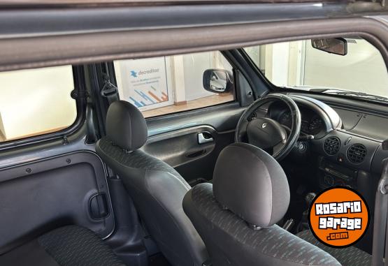 Utilitarios - Renault KANGOO AUTHENTIQUE PLUS 2015 Nafta 141000Km - En Venta