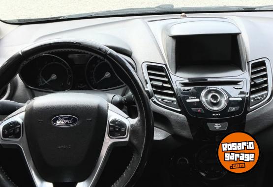 Autos - Ford FIESTA TITANIUM 1.6 2013 Nafta 142000Km - En Venta