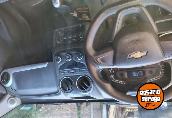 Utilitarios - Chevrolet Montana 2015 Nafta 145000Km - En Venta
