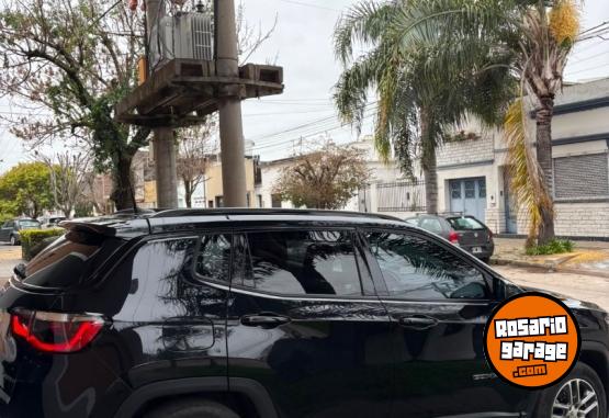 Camionetas - Chrysler Jeep compass 2020 Nafta 64000Km - En Venta
