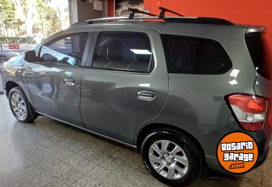 Autos - Chevrolet Spin 2013 GNC 135000Km - En Venta