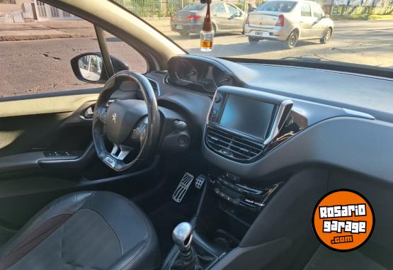 Autos - Peugeot 208 gt 2017 Nafta 99000Km - En Venta