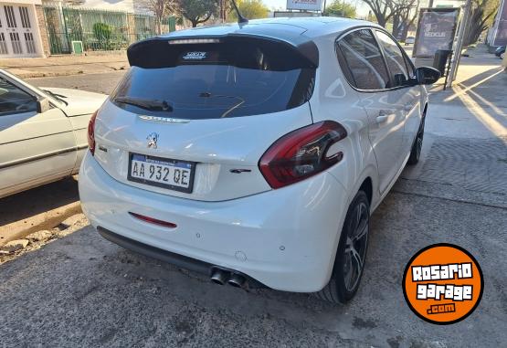 Autos - Peugeot 208 gt 2017 Nafta 99000Km - En Venta