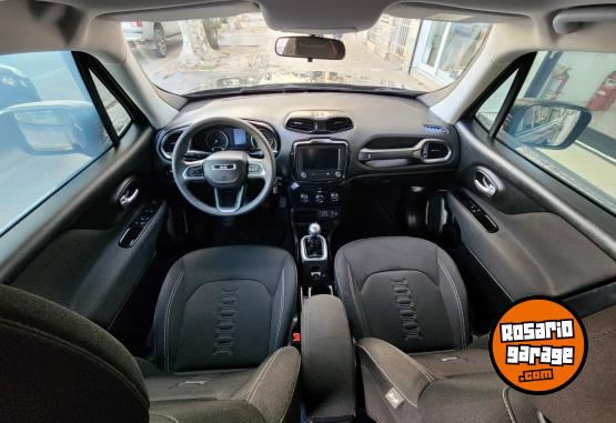 Camionetas - Chrysler Renegade 2023 Nafta 45000Km - En Venta