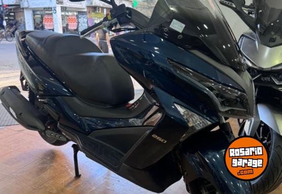 Motos - Kymco XTOWN 250CC 2025 Nafta 1300Km - En Venta
