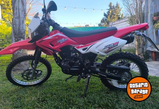 Motos - Motomel Skua xtreme 125 2023 Nafta 484Km - En Venta