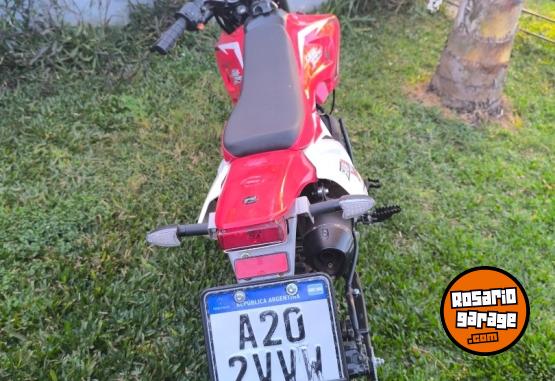 Motos - Motomel Skua xtreme 125 2023 Nafta 484Km - En Venta
