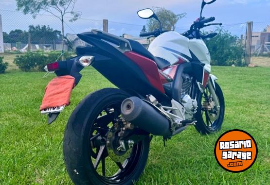 Motos - Honda CB 250 2019 Nafta 30000Km - En Venta