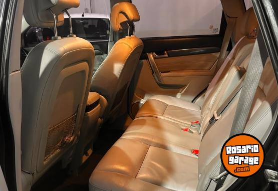Camionetas - Chevrolet Captiva 2018 Diesel 120000Km - En Venta