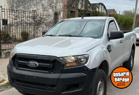Autos - Ford RANGER 2.2 2017 Diesel 250000Km - En Venta