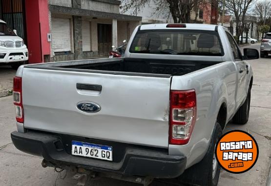 Autos - Ford RANGER 2.2 2017 Diesel 250000Km - En Venta