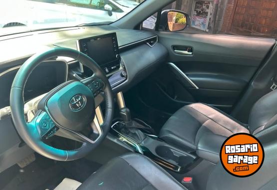 Autos - Toyota COROLLA CROSS SEG 2.0 2021 Nafta 105000Km - En Venta