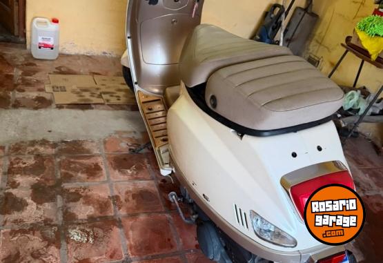 Motos - Zanella Styler 2020 Nafta 15000Km - En Venta