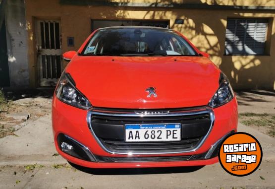 Autos - Peugeot 208 2016 Nafta 48000Km - En Venta