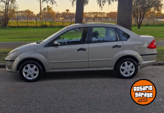 Autos - Ford Fiesta max edge plus nuev 2007 Nafta 130000Km - En Venta