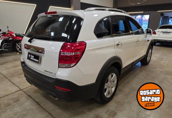 Camionetas - Chevrolet CAPTIVA LT 2.4L AWD MT 2016 Nafta 170000Km - En Venta