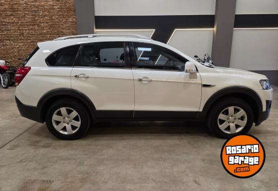 Camionetas - Chevrolet CAPTIVA LT 2.4L AWD MT 2016 Nafta 170000Km - En Venta