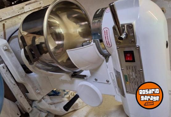 Otros - Batidora Planetaria 15kg - En Venta