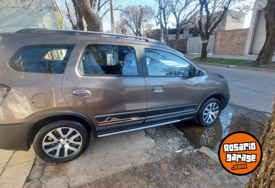 Autos - Chevrolet Spin Activ 2015 GNC 125000Km - En Venta