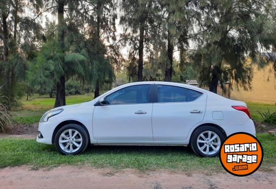 Autos - Nissan Versa advance 2018 Nafta 130000Km - En Venta