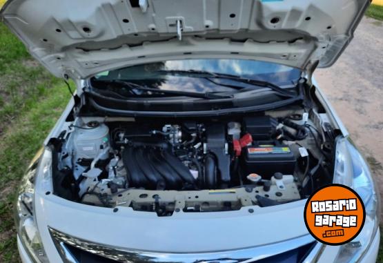 Autos - Nissan Versa advance 2018 Nafta 130000Km - En Venta