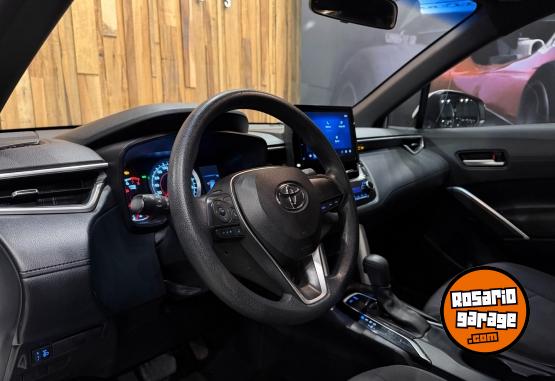Autos - Toyota Corolla Cross 2.0 Xli Cvt 2022 Nafta 92000Km - En Venta