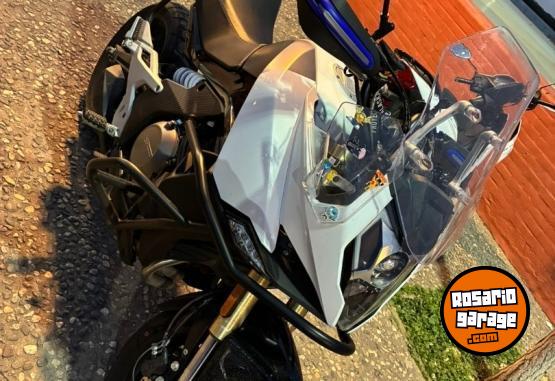 Motos - CF MT650 2025 Nafta 13600Km - En Venta