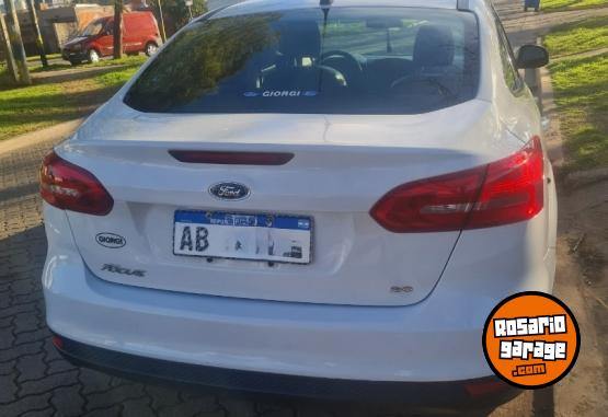 Autos - Ford Focus SE 2.0 2017 Nafta 97000Km - En Venta