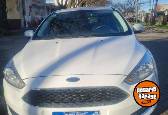 Autos - Ford Focus SE 2.0 2017 Nafta 97000Km - En Venta