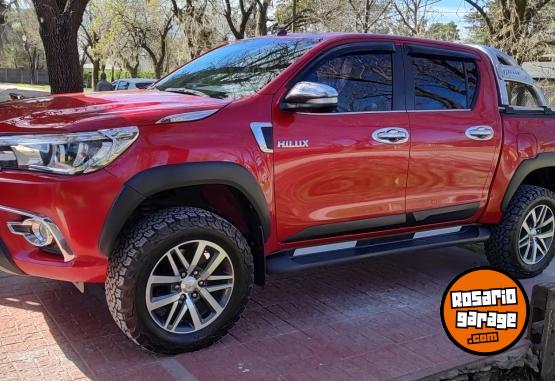 Camionetas - Toyota Hilux 2017 Diesel 262000Km - En Venta
