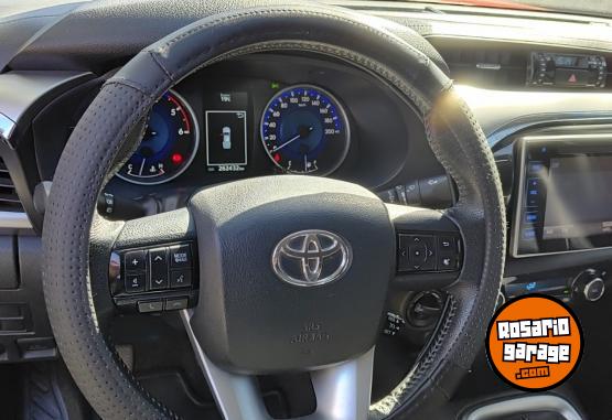 Camionetas - Toyota Hilux 2017 Diesel 262000Km - En Venta