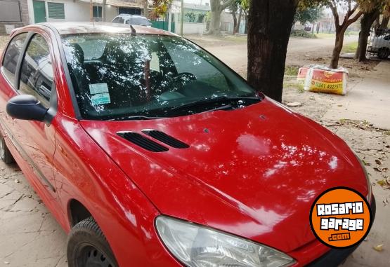 Autos - Peugeot 206 2011 Nafta 210000Km - En Venta
