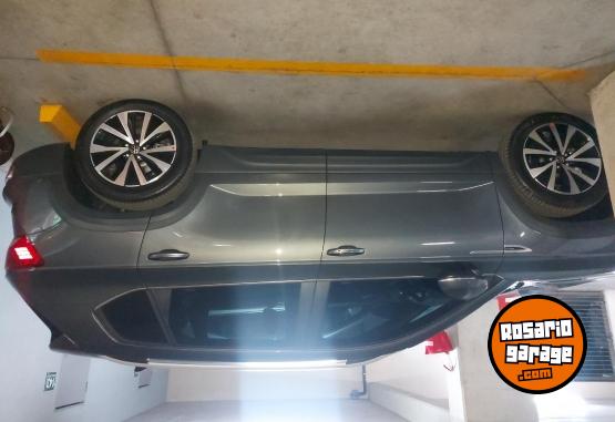 Autos - Volkswagen Taos highline 2023 Nafta 75000Km - En Venta
