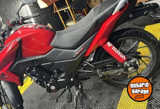 Motos - Honda CB twister 125 2022 Nafta 20000Km - En Venta