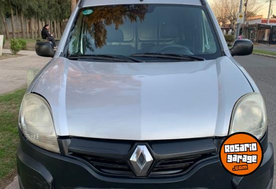 Utilitarios - Renault Kangoo PH3 Confort 1.6 2015 GNC 133855Km - En Venta