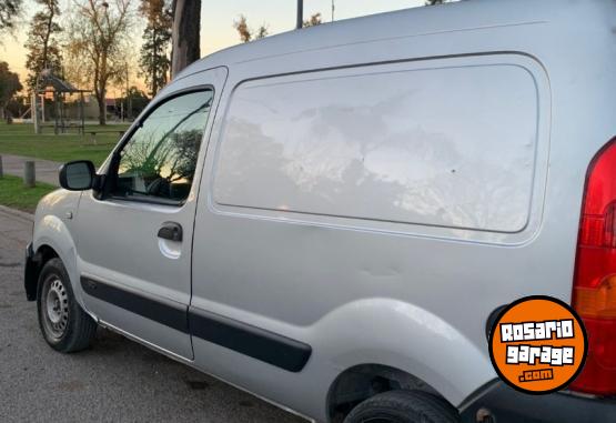 Utilitarios - Renault Kangoo PH3 Confort 1.6 2015 GNC 133855Km - En Venta
