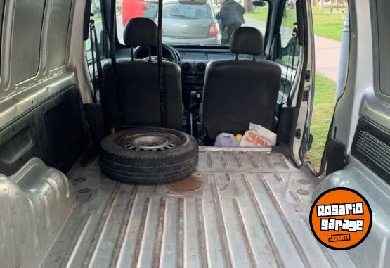 Utilitarios - Renault Kangoo PH3 Confort 1.6 2015 GNC 133855Km - En Venta