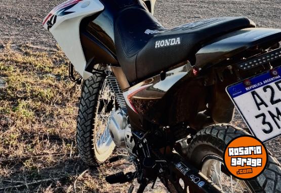 Motos - Honda Xr150 2025 Nafta 7000Km - En Venta