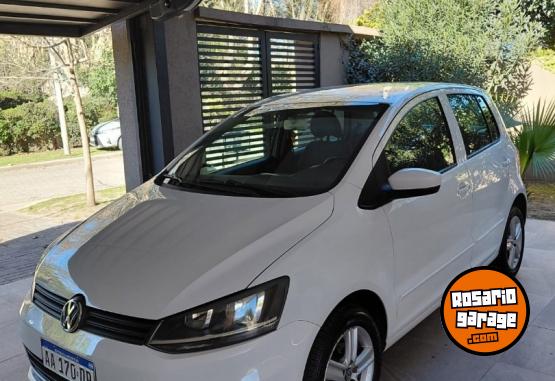 Autos - Volkswagen Fox 2016 Nafta 98000Km - En Venta