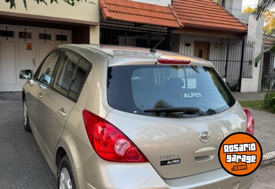 Autos - Nissan Nissan Tida 2011 Nafta 143000Km - En Venta