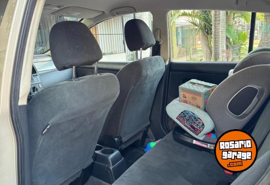 Autos - Nissan Nissan Tida 2011 Nafta 143000Km - En Venta