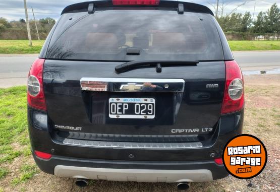 Camionetas - Chevrolet Captiva 2.2 LTZ AWD 7 as 2013 Diesel 162000Km - En Venta