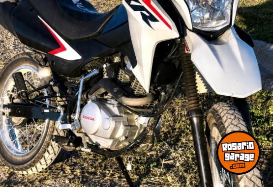 Motos - Honda Xr150 2025 Nafta 7000Km - En Venta